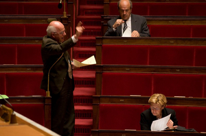 Page08 Assemblée nationale.jpg