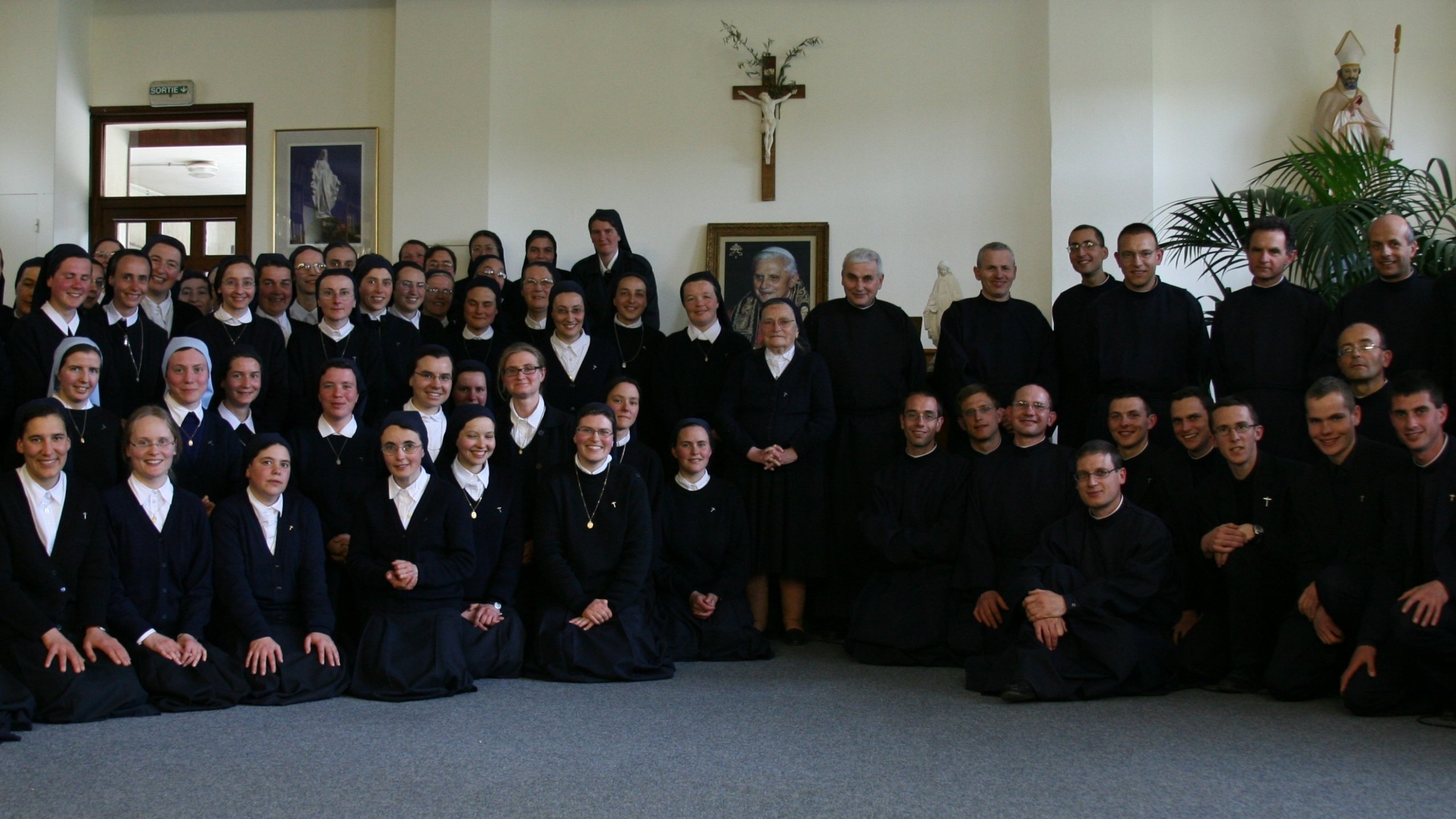 Famille Missionnaire de NotreDame Famille Missionnaire de NotreDame